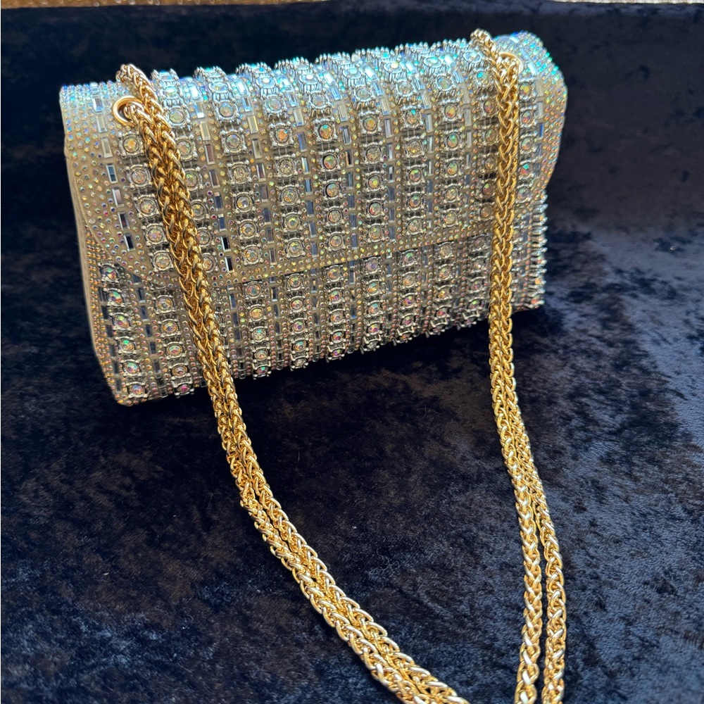 NEW - Rhinestone Silver fluorescent Bag w/gold chain - Picture 2 of 2